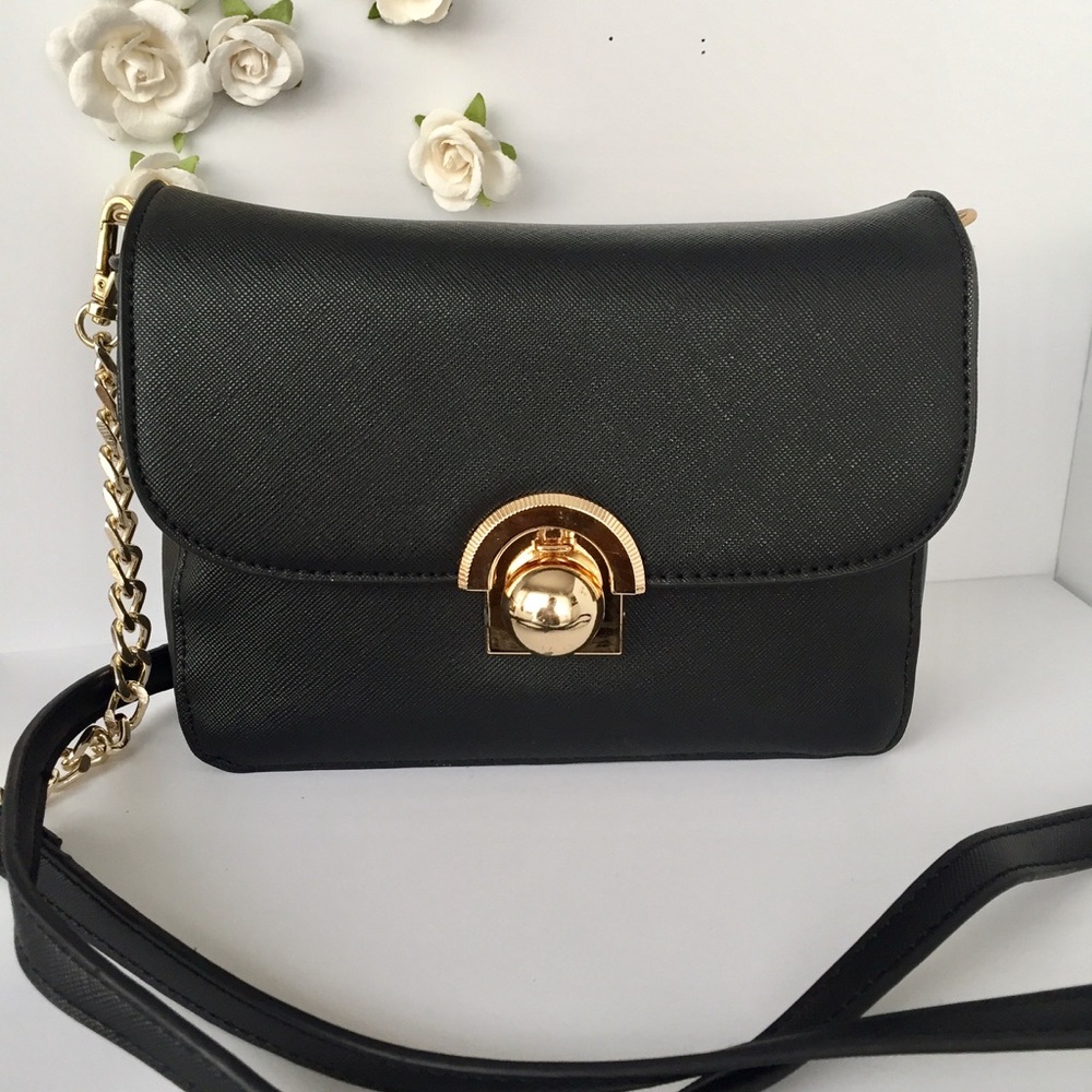 ‼️4 LEFT‼️ SALE: NEW BLACK & GOLD CROSS-BODY BAG